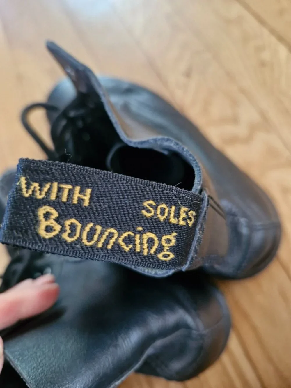 Dr. Martens Whiton boots